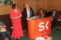 Sajtótájékoztató